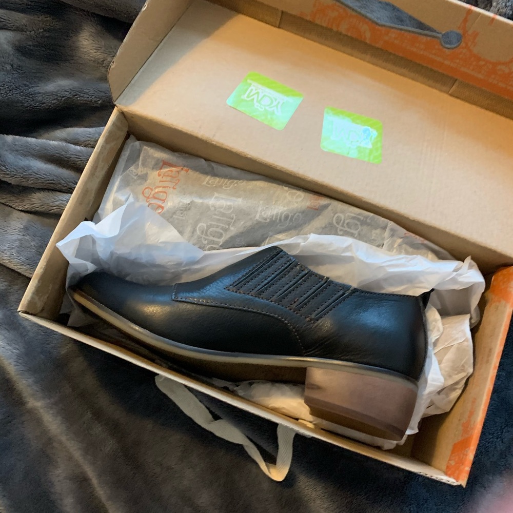 Black shoes